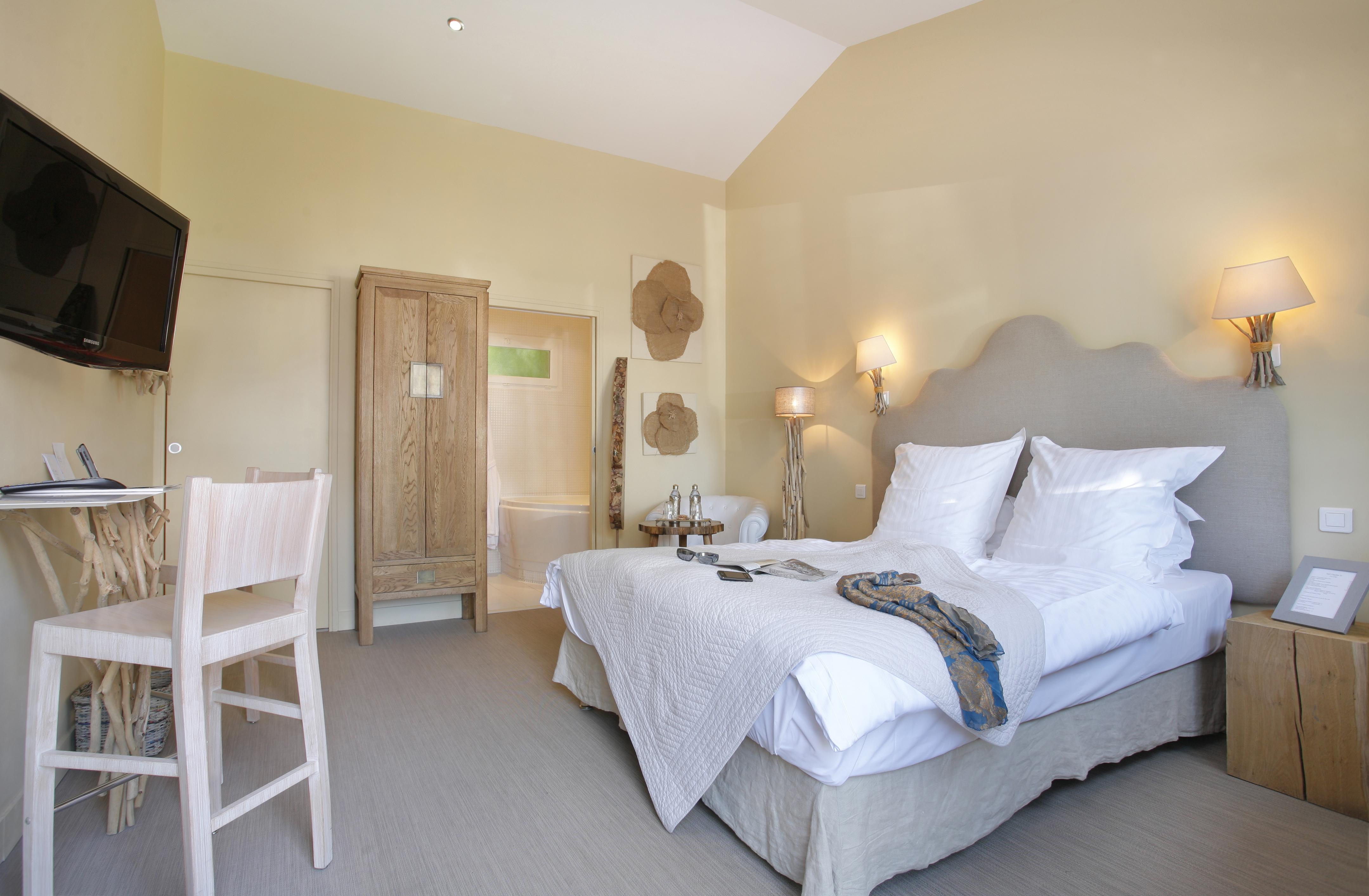 The Originals Hotel Le Cise Restaurant Chambres Et Suites Ault Dış mekan fotoğraf