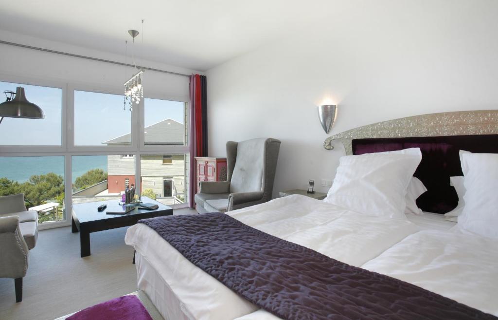 The Originals Hotel Le Cise Restaurant Chambres Et Suites Ault Dış mekan fotoğraf